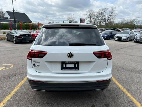 Used 2020 Volkswagen Tiguan SE image 6