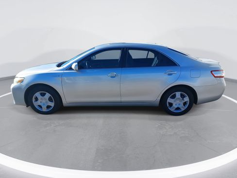 Used 2011 Toyota Camry BASE image 8