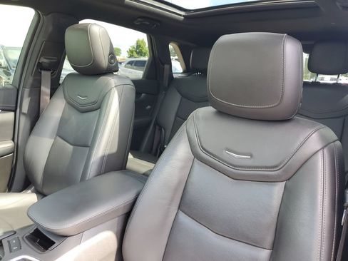 Used 2020 Cadillac XT5 Premium Luxury AWD/4WD image 15