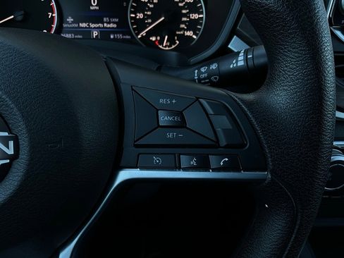 Used 2025 Nissan Altima 2.5 SV image 33