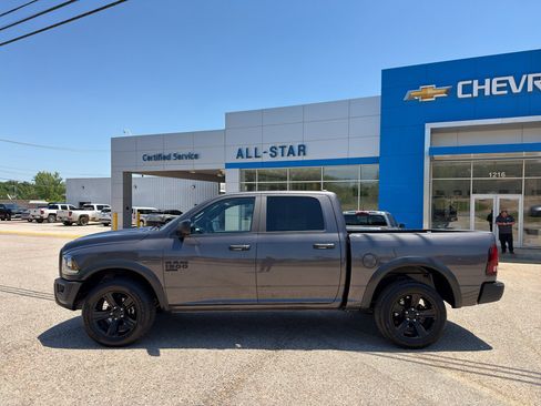 Used 2024 RAM 1500 Classic Warlock AWD/4WD image 3