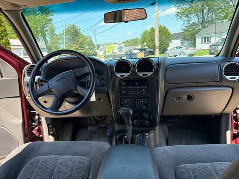 Used 2004 GMC Envoy XL SLE AWD/4WD image 9
