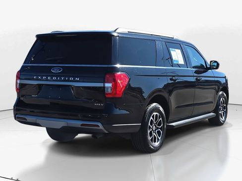 Used 2024 Ford Expedition Max XLT image 5