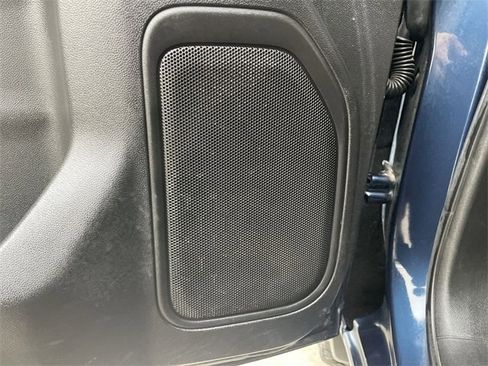 Used 2020 GMC Sierra 1500 AT4 image 23