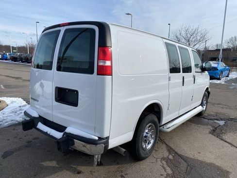 Used 2024 Chevrolet Express 2500 w/ Driver Convenience Package image 3