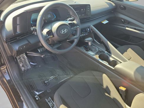 New 2026 Hyundai Elantra SEL Sport image 8