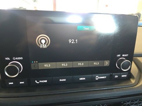 Used 2023 Honda Accord LX image 18