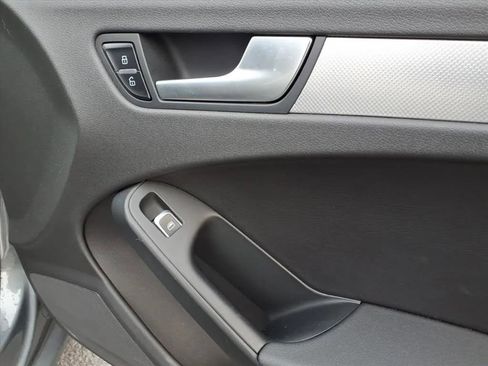 Used 2013 Audi A4 2.0T Premium image 12