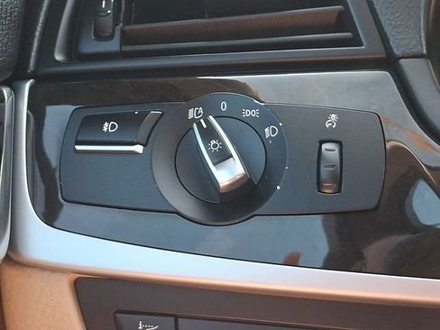 Used 2014 BMW 535i Sedan RWD image 25