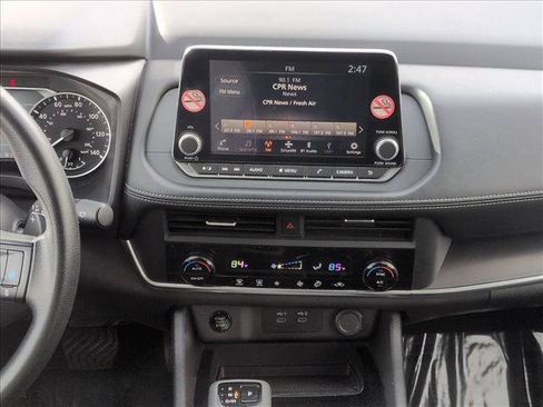Used 2024 Nissan Rogue SV AWD/4WD image 15