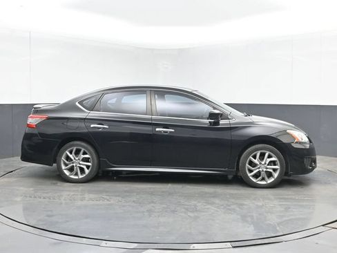 Used 2013 Nissan Sentra SR w/ Driver Pkg FWD image 11