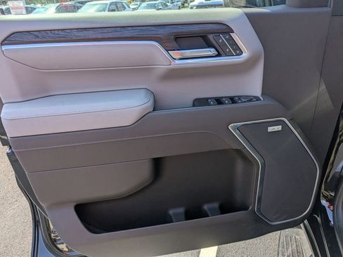 New 2026 GMC Sierra 1500 SLT w/ SLT Premium Plus Package image 14