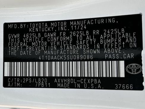 Used 2025 Toyota Camry XSE FWD image 35