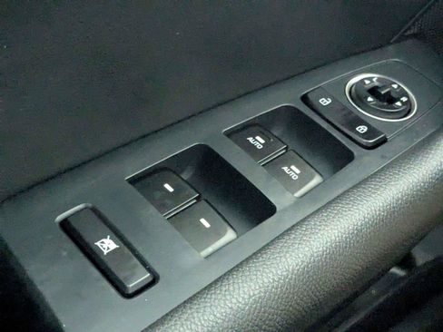 Used 2018 Hyundai Sonata Limited FWD image 15