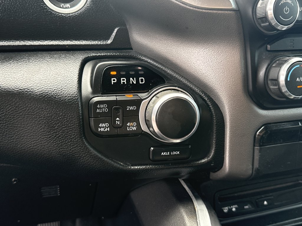 Used 2019 RAM 1500 Big Horn AWD/4WD image 18