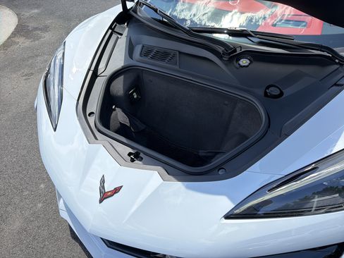 Used 2024 Chevrolet Corvette Z06 RWD image 34