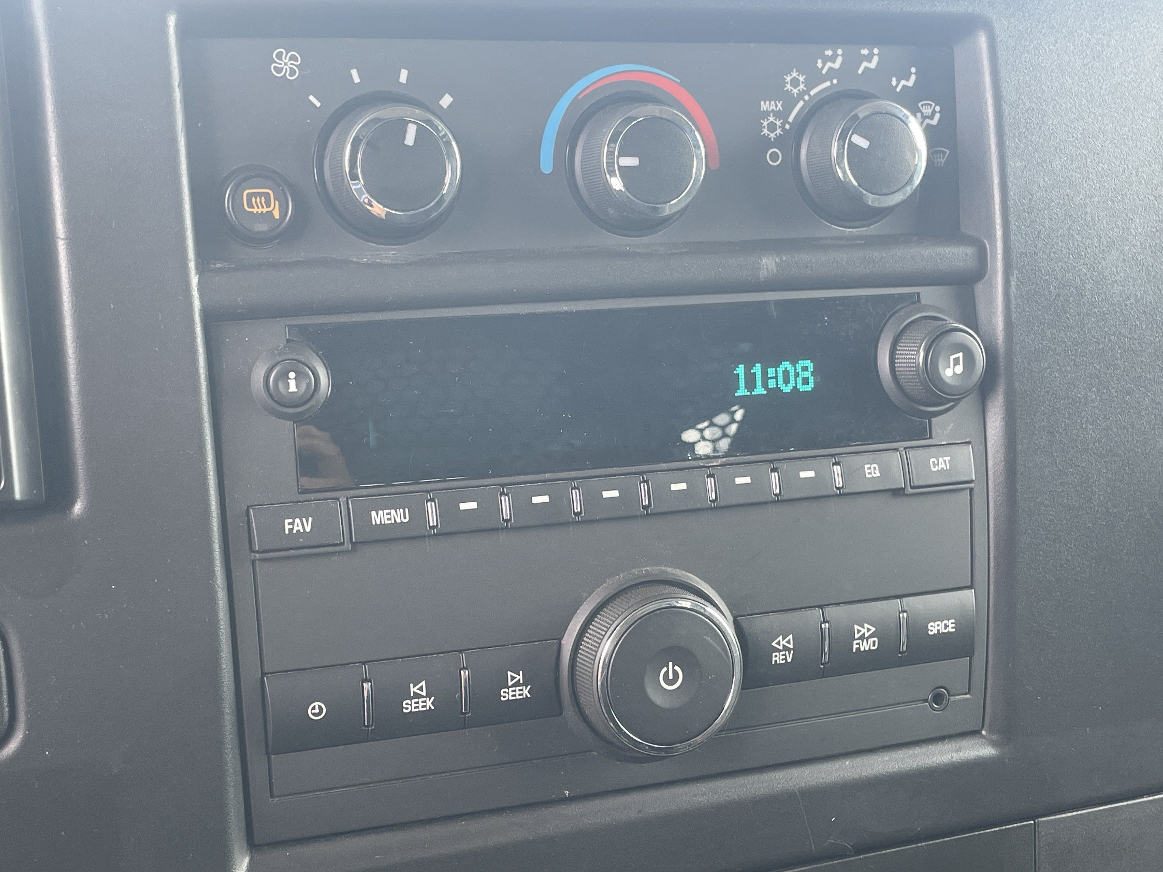 Used 2025 Chevrolet Express 2500 w/ Driver Convenience Package RWD image 22
