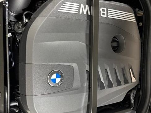 New 2026 BMW 740i xDrive w/ Executive Package AWD/4WD image 19