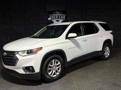 Used 2018 Chevrolet Traverse LT AWD/4WD image 1