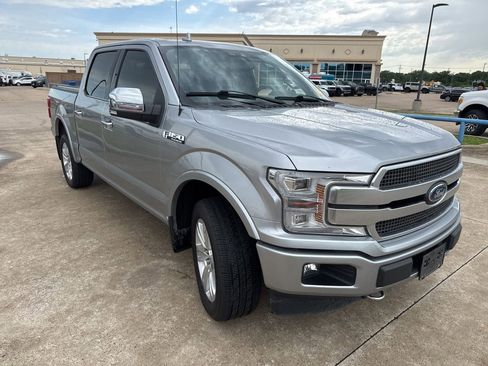 Used 2020 Ford F150 Platinum w/ Equipment Group 701A Luxury AWD/4WD image 19