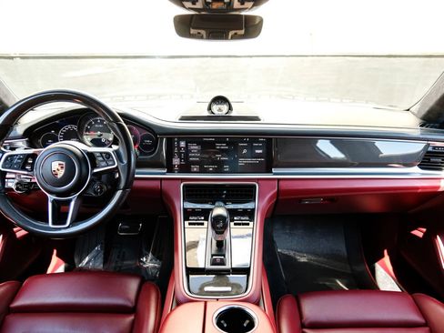Used 2017 Porsche Panamera Turbo w/ Sportdesign Package AWD/4WD image 15