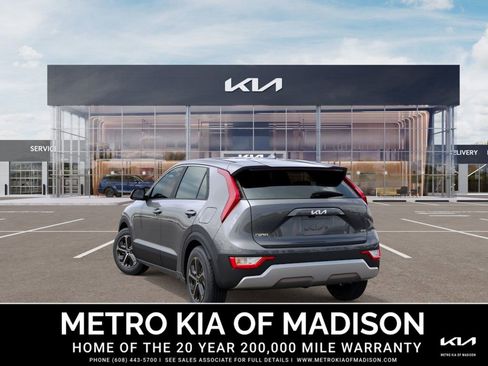 New 2026 Kia Niro LX image 4