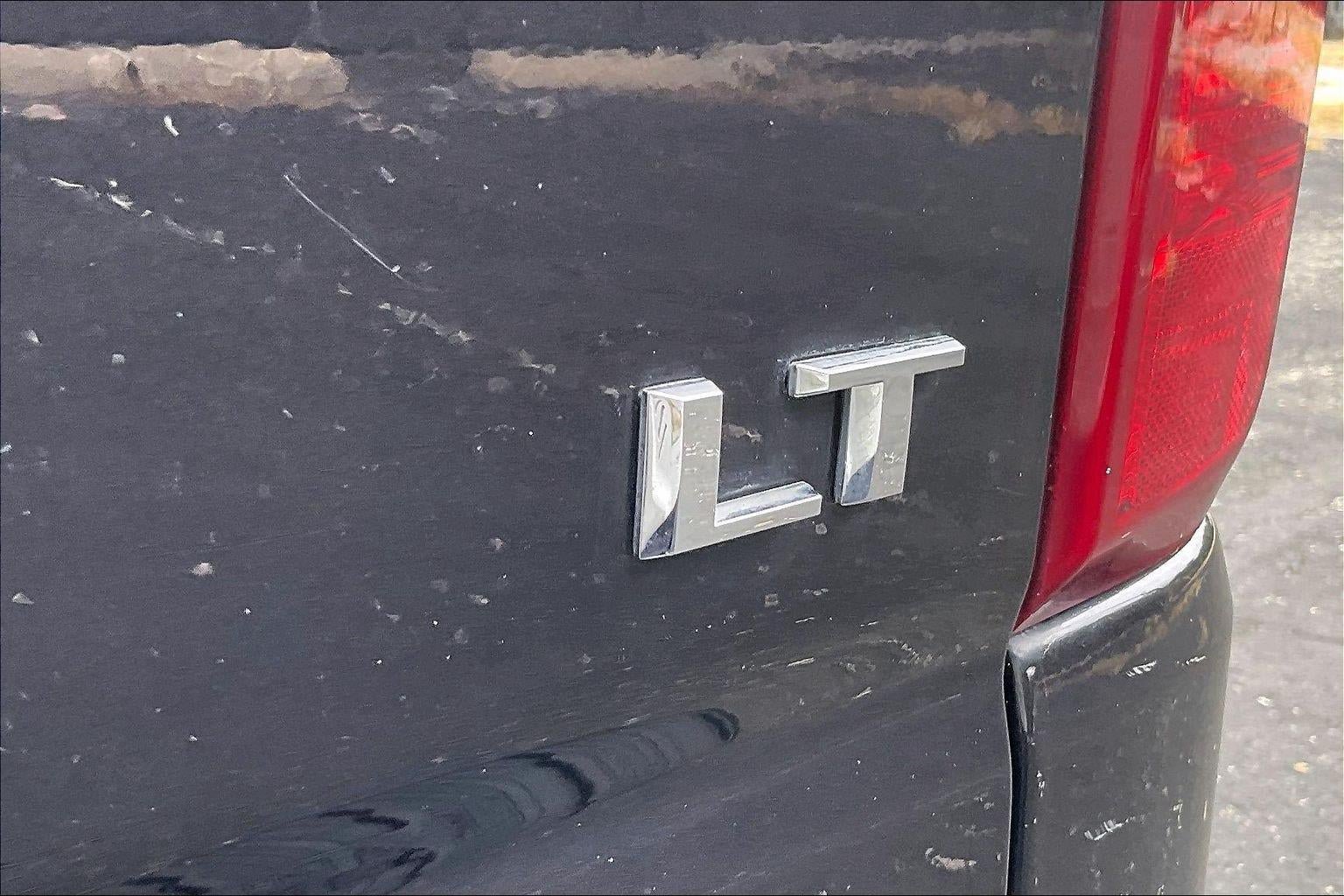 Used 2024 Chevrolet Silverado 1500 LT AWD/4WD image 8
