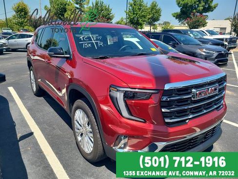 Used 2025 GMC Acadia Elevation w/ Elevation Premium Package FWD image 3