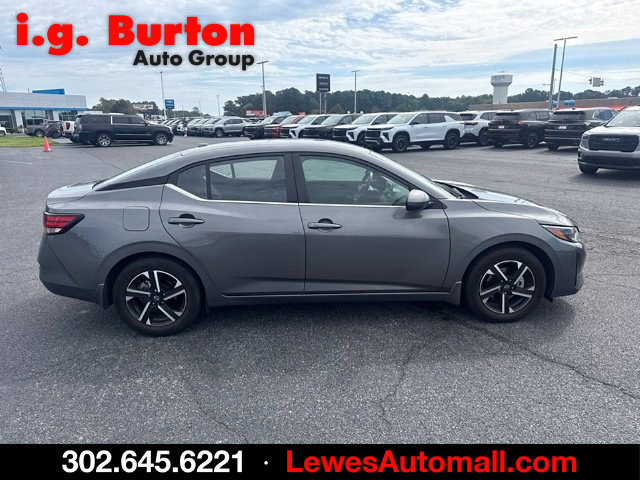 Used 2025 Nissan Sentra SV w/ All-Weather Package FWD image 2