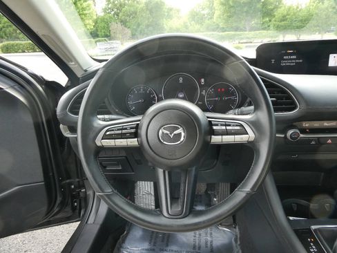 Used 2020 MAZDA MAZDA3 AWD Sedan w/ Select Package image 12