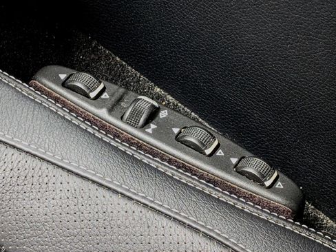 Used 2014 Mercedes-Benz E 350 4MATIC Coupe image 15