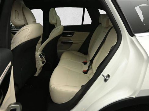 Certified 2026 Mercedes-Benz GLC 300 4MATIC image 19