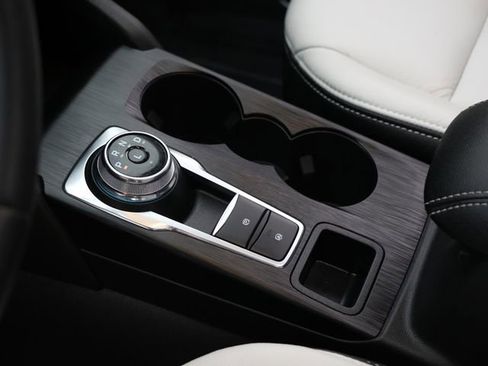Used 2024 Ford Escape Platinum FWD image 27