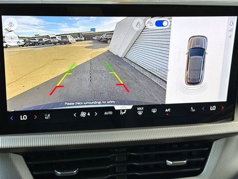 New 2026 Ford Explorer Active w/ Active Comfort Package image 20