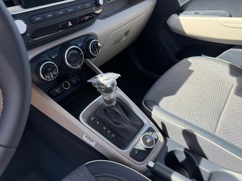 New 2026 Hyundai Venue SEL image 13