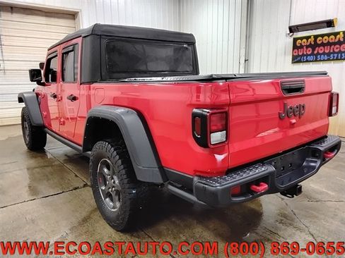 Used 2023 Jeep Gladiator Rubicon w/ Cold Weather Group AWD/4WD image 6