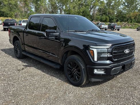 Used 2024 Ford F150 Lariat w/ Equipment Group 502A High AWD/4WD image 3