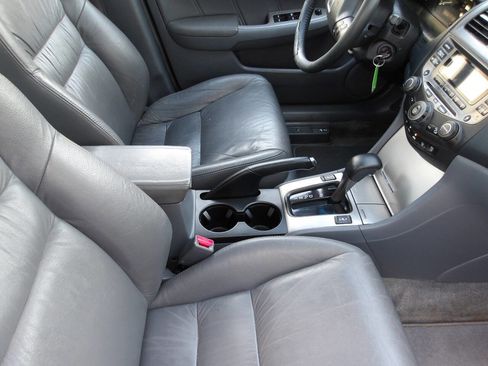 Used 2007 Honda Accord EX image 17