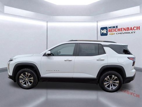 New 2026 Chevrolet Equinox LT w/ Convenience Package II AWD/4WD image 8