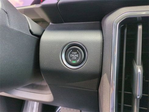 New 2025 GMC Acadia Elevation w/ Elevation Premium Package image 16