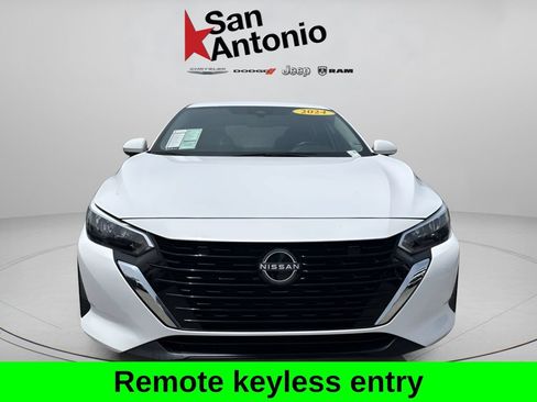 Used 2024 Nissan Sentra SV FWD image 5