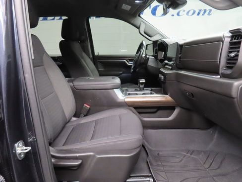 Used 2022 Chevrolet Silverado 1500 RST w/ Protection Package AWD/4WD image 24
