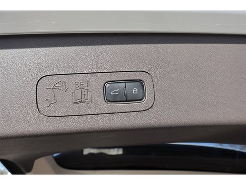 Used 2022 Lincoln Aviator Reserve w/ Equipment Group 201A image 55