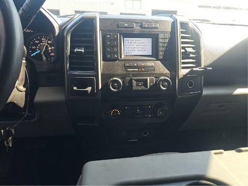 Used 2018 Ford F150 XLT RWD image 6
