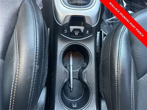 Used 2020 Jeep Compass Latitude image 22