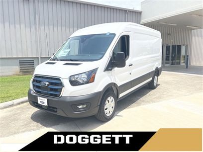 New 2023 Ford E-Transit Medium Roof