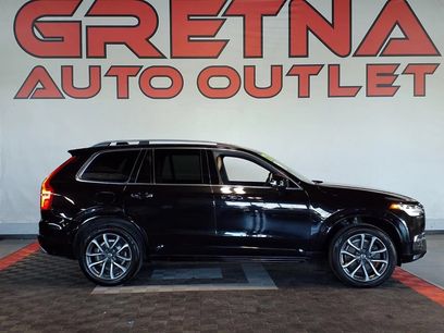 Used 2017 Volvo XC90 T6 Momentum w/ Vision Package