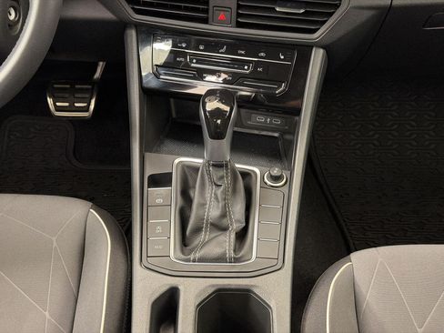 Used 2026 Volkswagen Jetta Sport FWD image 16