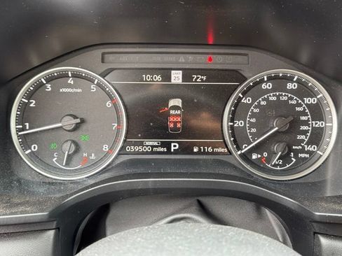 Used 2025 Mitsubishi Outlander SE FWD image 14