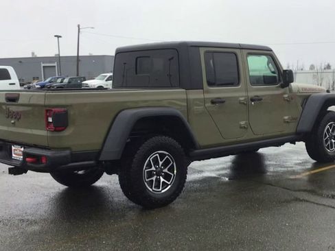 New 2025 Jeep Gladiator Rubicon w/ Safety Group image 8